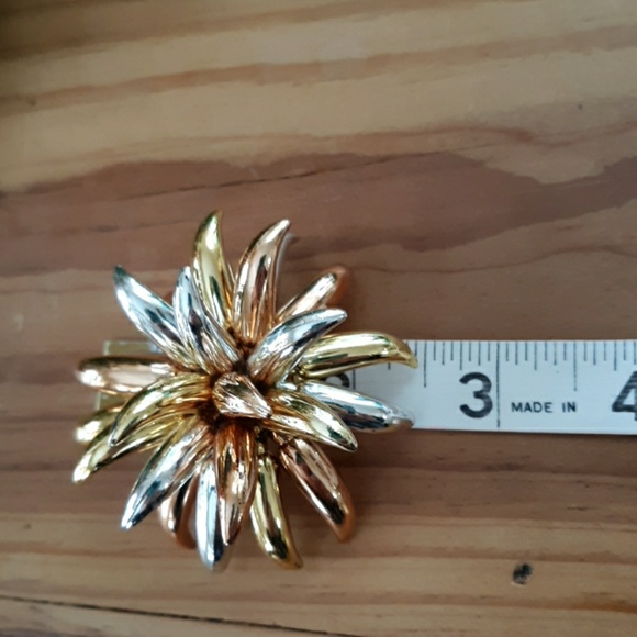 Sunburst Earrings - Picture 5 of 7